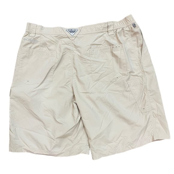 Men's Columbia Nylon Chino 10" Cream Shorts Size 38 - Picture 3 of 7